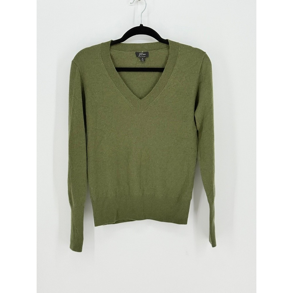 J.Crew Womens Cashmere V-Neck Sweater Size M Olive Quiet Luxury Preppy Classic